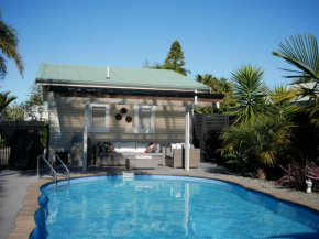 The Pool House Bed & Breakfast - Near Marine Parade Napier, Napier